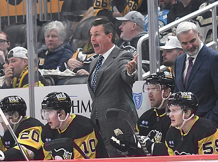 NHL: New Jersey Devils at Pittsburgh Penguins