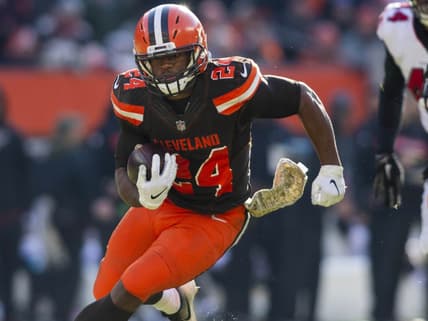 Browns RB Nick Chubb during game against the Falcons