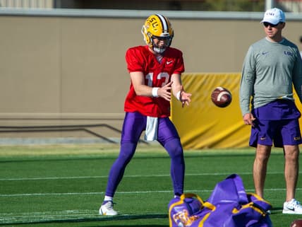 Garrett Nussmeier as LSU Football held its first spring practice of the season under new Head Coach Brian Kelly.  Thursday, March 24, 2022

Lsu Spring Practice 03 24 22