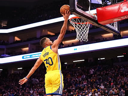 Oct 24, 2021; Sacramento, California, USA; Golden State Warriors guard Stephen Curry (30) goes up for the layup against the Sacramento Kings] during the second quarter at Golden 1 Center. Mandatory Credit: Kelley L Cox-USA TODAY Sports