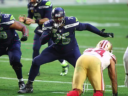Seattle Seahawks, Duane Brown