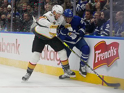 Golden Knights Maple Leafs