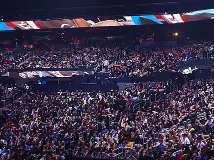 Nov 5, 2022; San Francisco, California, USA; A full arena during the League of Legends World Championships between DRX and T1 at Chase Center. Mandatory Credit: Kelley L Cox-USA TODAY Sports