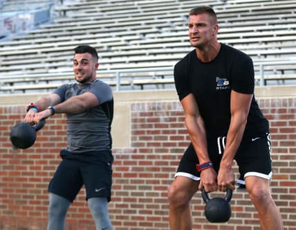 Rob Gronkowski workout