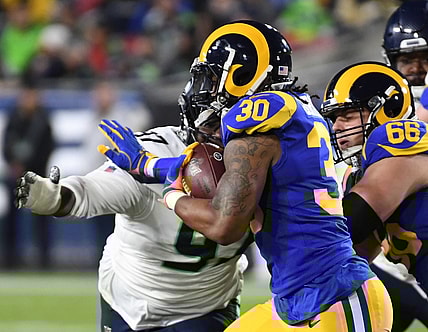 Todd Gurley stiff arm