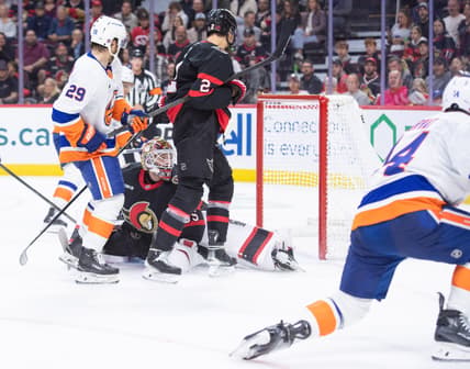 NHL: New York Islanders at Ottawa Senators