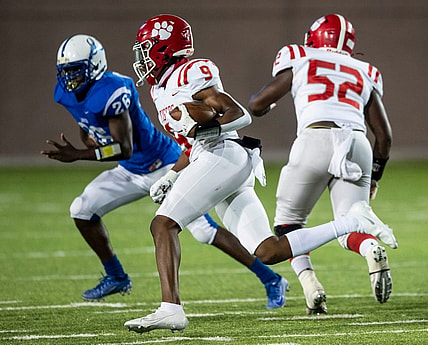 Eufaula's Rodarius Thomas (9) runs the ball at Cramton Bowl in Montgomery, Ala., on Friday, Oct. 23, 2020. Eufaula leads Lanier 28-0 at halftime.