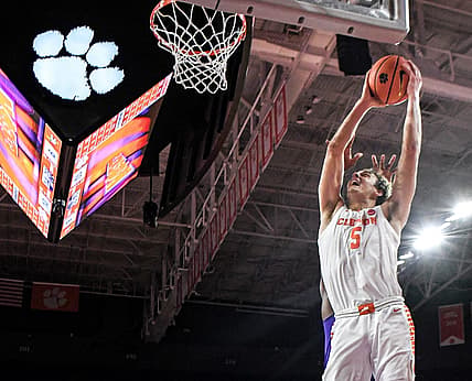 Clemson forward Hunter Tyson (5) shoots against Benedict College during the first half at Littlejohn Coliseum in Clemson, SC Wednesday, November 2, 2022.

Ncaa Acc Mbb Clemson Vs Benedict College Mbb 2022