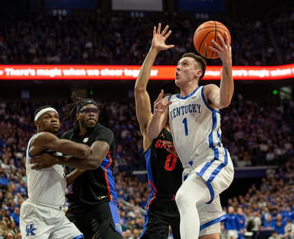 Kentucky guard CJ Fredrick (1) drove to the basket as the Wildcats faced off against Florida in Rupp Arena on Saturday evening. Kentucky defeated Florida 72-67. Feb. 4, 2023

Jf Uk Fla Aj6t4263