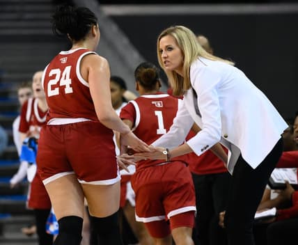 Oklahoma's Skylar Vann joined the 1,000-point club Thursday. Mandatory Credit: Robert Hanashiro-USA TODAY Sports