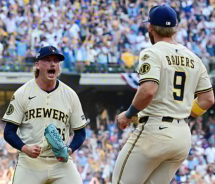 MLB: Playoffs-Chicago Cubs at Milwaukee Brewers