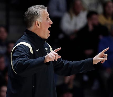 Purdue Boilermakers head coach Matt Painter yells down court during the NCAA men   s basketball game against the New Orleans Privateers, Wednesday, Dec. 21, 2022, at Mackey Arena in West Lafayette, Ind. Purdue won 74-53.

Purduenombb122122 Am00105
