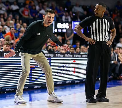 Florida Gators head coach Todd Golden goes off on an official after a call in the first half. The University of Florida men  s basketball team hosted the University of Connecticut at Exactech Arena at the Stephen C. O  Connell Center in Gainesville, FL on Wednesday, December 7, 2022. [Doug Engle/Gainesville Sun]

Gai Ufbasketballuconn