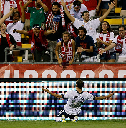 Landon Donovan (10) of the United States celebrates after scoring on Jos     de Jes    s Corona (1) of Mexico        s Men National Team (not in picture) to put United States up 2-0 in the 2nd half during the 2014 FIFA World Cup Qualifying match at Columbus Crew Stadium in Columbus, Ohio on September  10, 2013.

Usavsmex Kr 19

Syndication The Columbus Dispatch