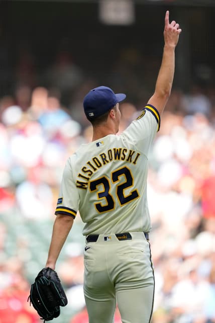 MLB: St. Louis Cardinals at Milwaukee Brewers