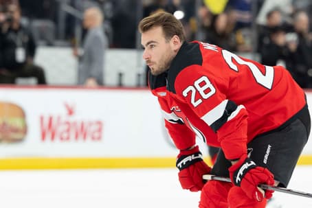 NHL: Pittsburgh Penguins at New Jersey Devils