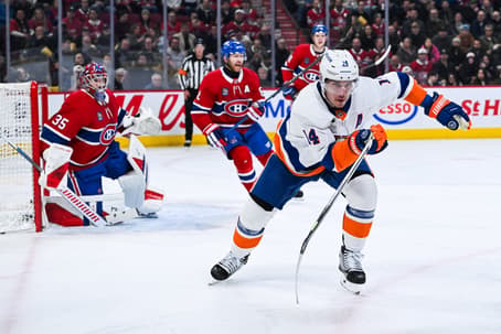 NHL: New York Islanders at Montreal Canadiens