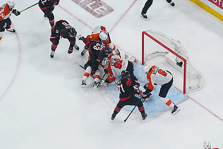 NHL: Stanley Cup Playoffs-Philadelphia Flyers at Carolina Hurricanes