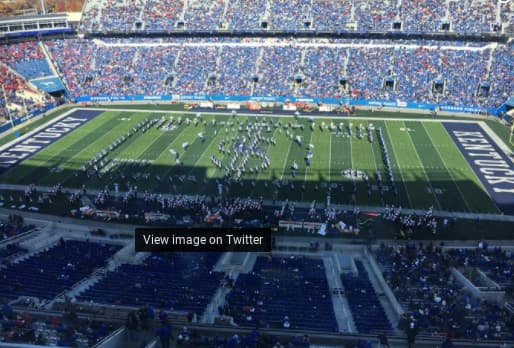 Kentucky marching band burned Louisville Saturday