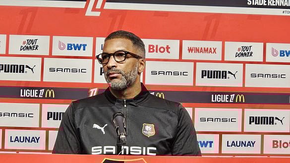 Rennes head coach Habib Beye