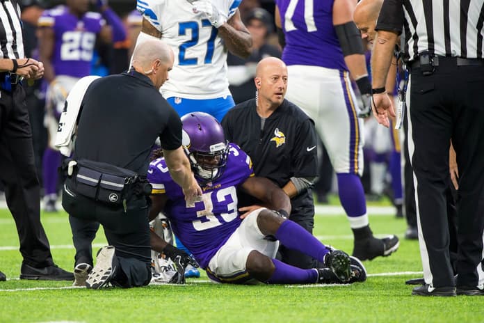 Dalvin Cook injured in Week 4 of 2017 season