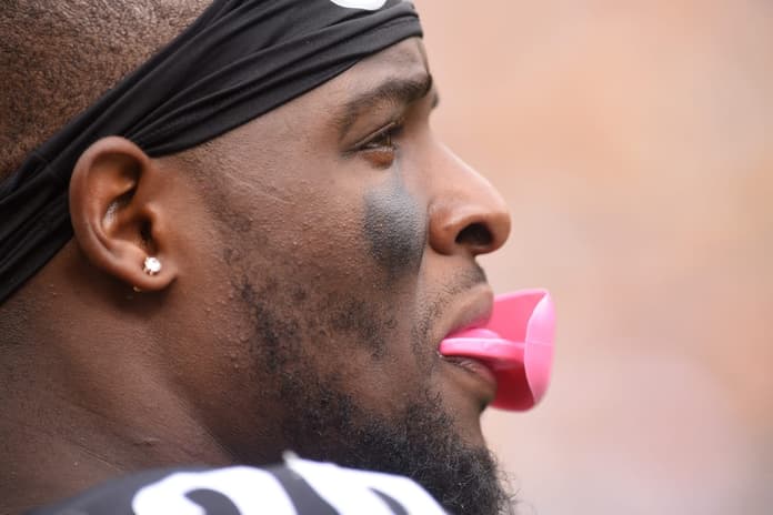 Le'Veon Ball pinky