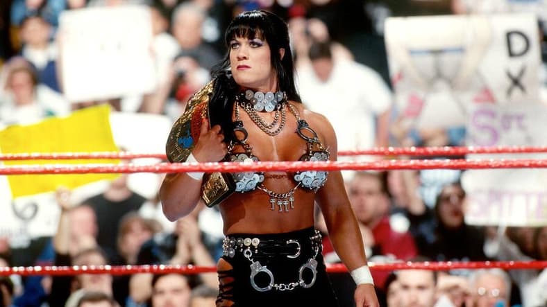 top 10 wwe womens wrestlers