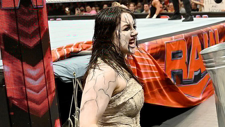 nikki cross