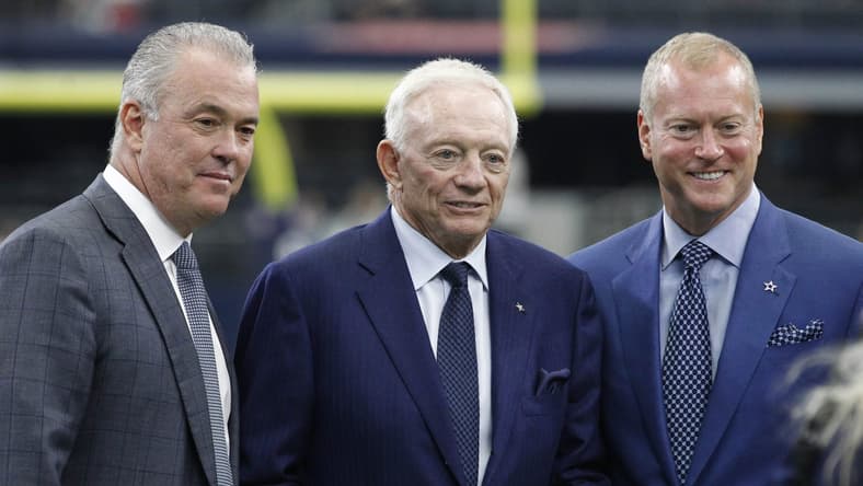 Jerry Jones, Stephen Jones