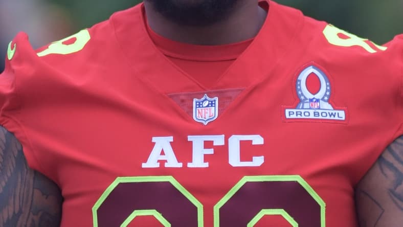Titans signed Pro Bowler DL Jurrell Casey to lucrative extension.