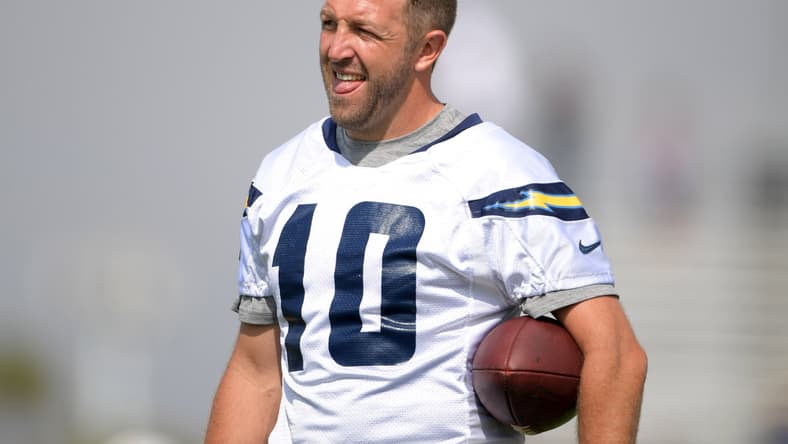 Los Angeles Chargers quarterback Kellen Clemens