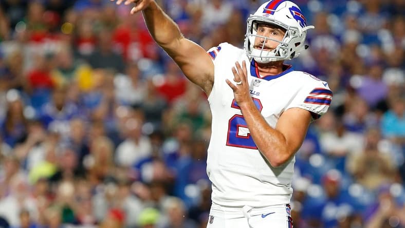 Buffalo Bills quarterback Nathan Peterman in NFL preseason Week 1