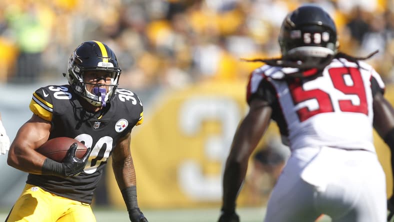 Pittsburgh Steelers running back James Conner