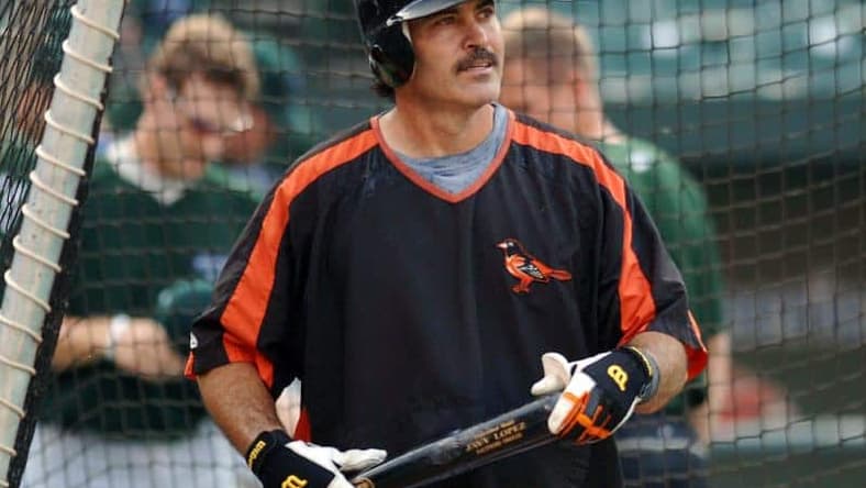 Rafael Palmeiro is looking to make a comeback.