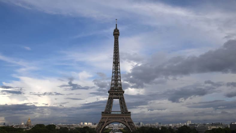 France bans sports