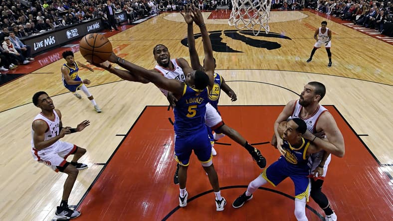 Kevon Looney Kawhi Leonard