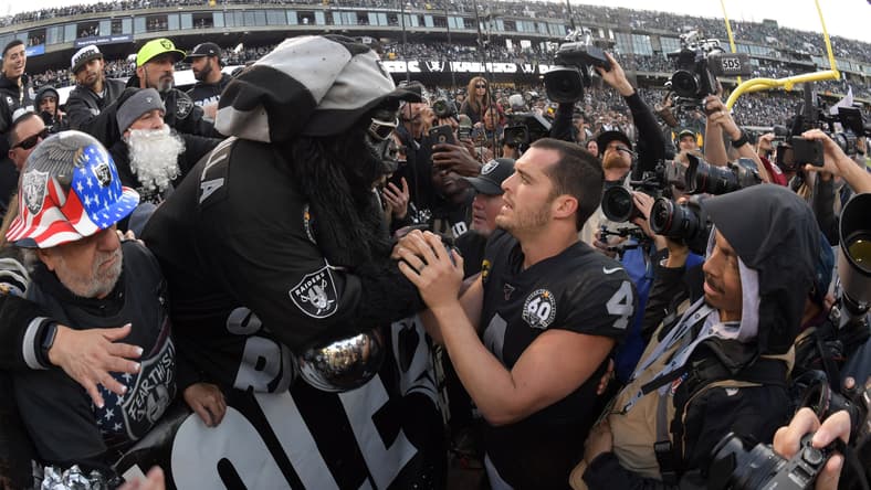 Raiders leave Oakland