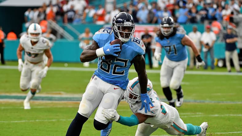 Delanie Walker, Titans