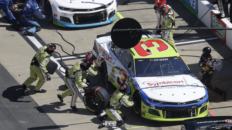 NASCAR pit crew