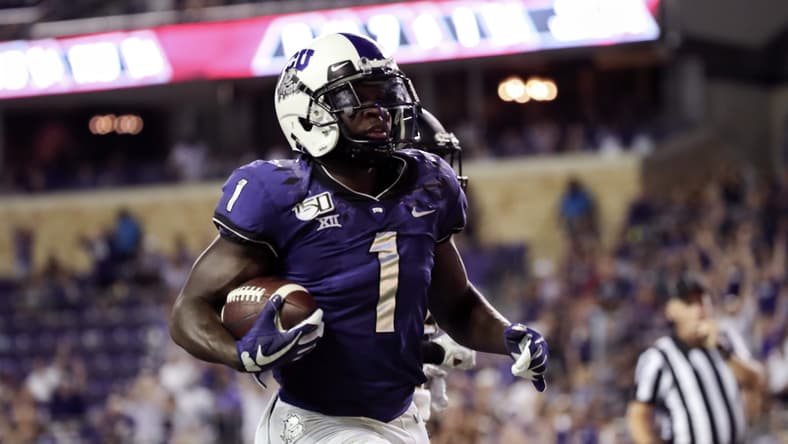Philadelphia Eagles Jalen Reagor rookie contract