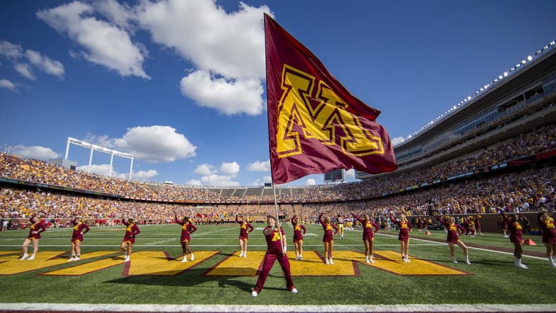 Minnesota Golden Gophers University athletics flag