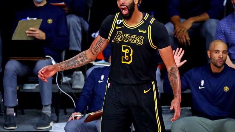 Los Angeles Lakers star Anthony Davis reacts after drilling clutch shot in Game 2
