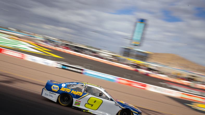 Chase Elliott wins NASCAR Cup Series title