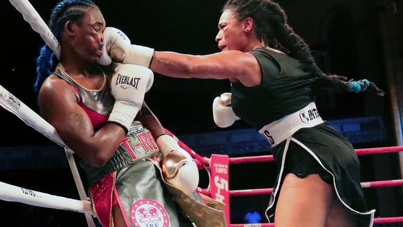 Claressa Shields pivoting to MMA
