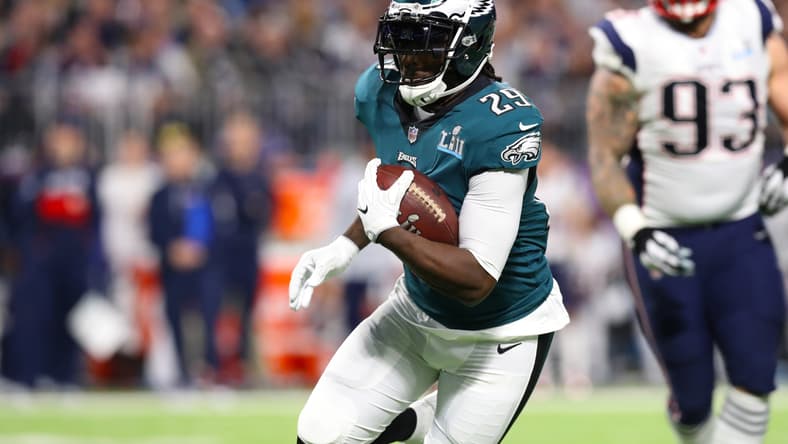 LeGarrette Blount retires from NFL