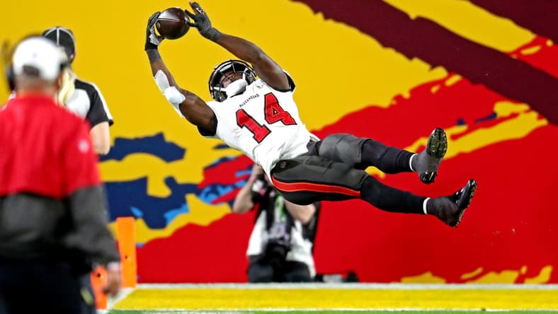 How the Tampa Bay Buccaneers can pull off a Chris Godwin contract extension