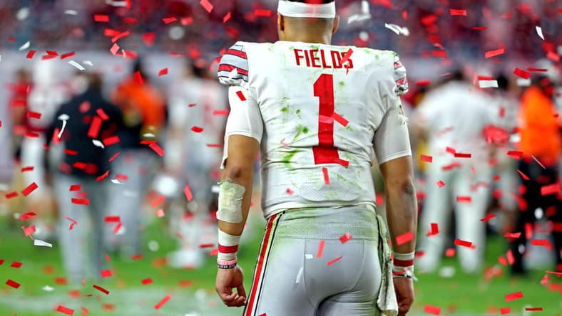 Chicago Bears trade up for Justin Fields