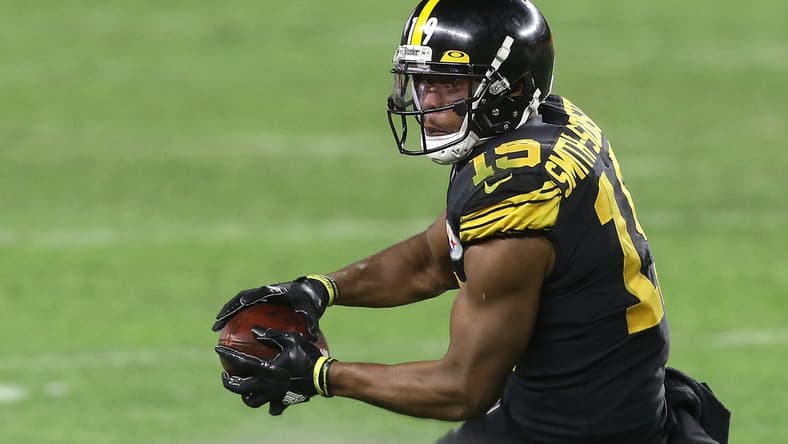 JuJu Smith-Schuster staying with Pittsburgh Steelers on 1-year deal