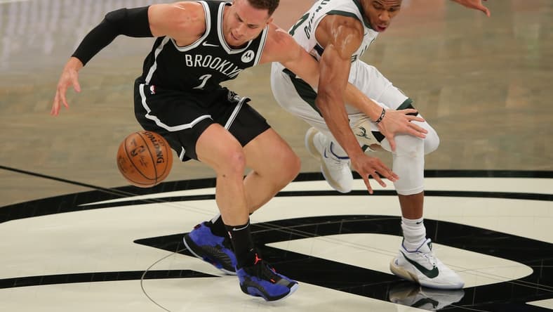 Blake Griffin dunk