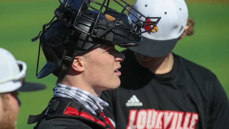 Louisville's Henry Davis catches during a team scrimmage on Friday, February 5, 2021.
Henrydavis01